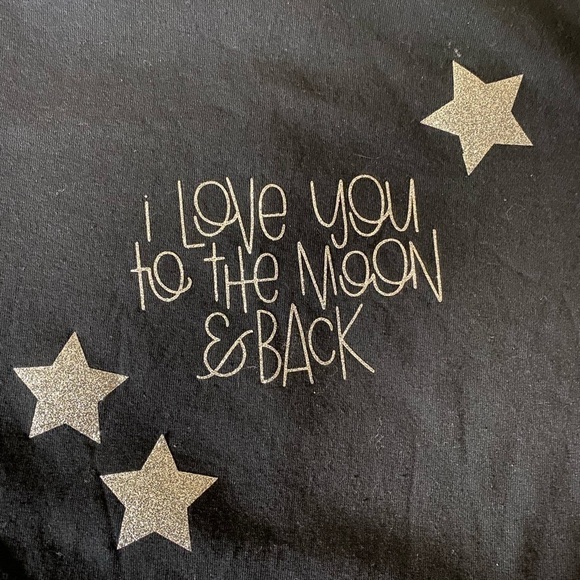 Gildan “I love you to the moon and back” Women’s Tee - Picture 4 of 5